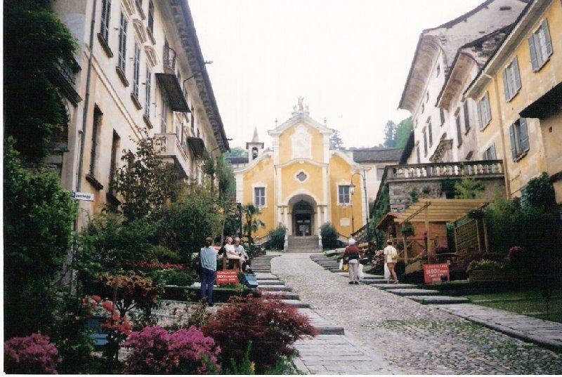 Appartamenti Vacanze E Camere Roccetta Fiorita Pettenasco Exteriör bild