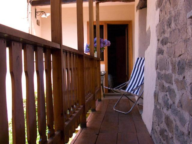 Appartamenti Vacanze E Camere Roccetta Fiorita Pettenasco Exteriör bild