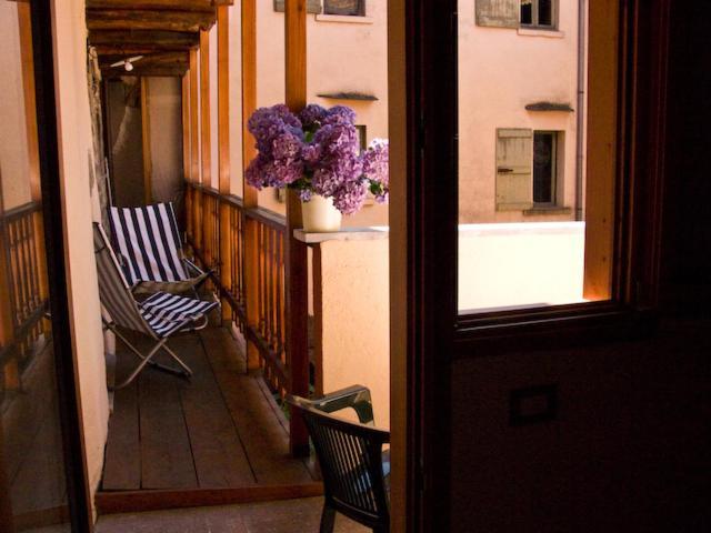 Appartamenti Vacanze E Camere Roccetta Fiorita Pettenasco Exteriör bild