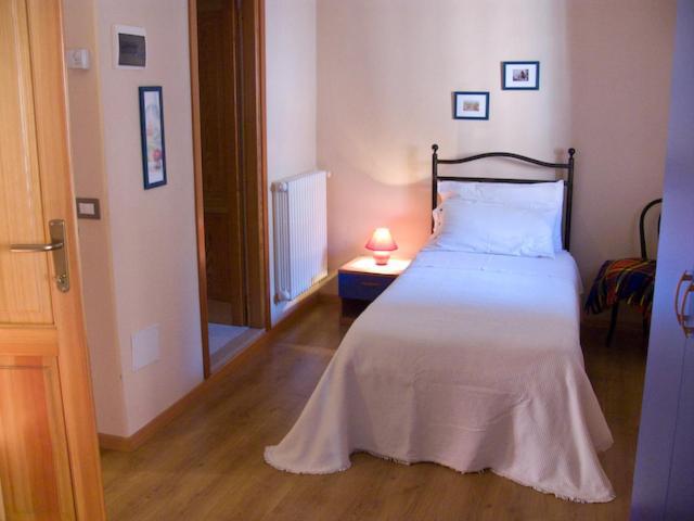 Appartamenti Vacanze E Camere Roccetta Fiorita Pettenasco Exteriör bild
