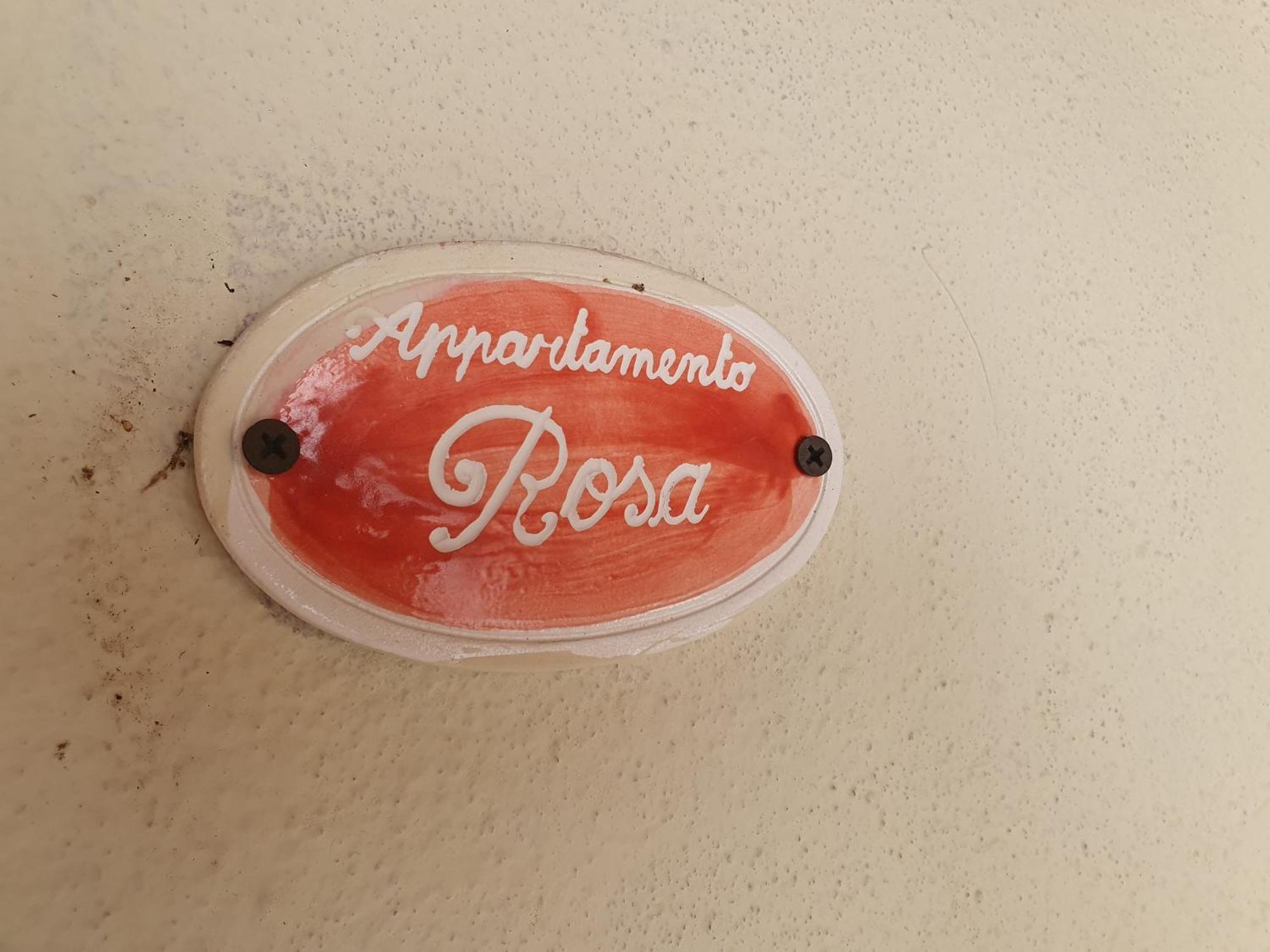 Appartamenti Vacanze E Camere Roccetta Fiorita Pettenasco Rum bild